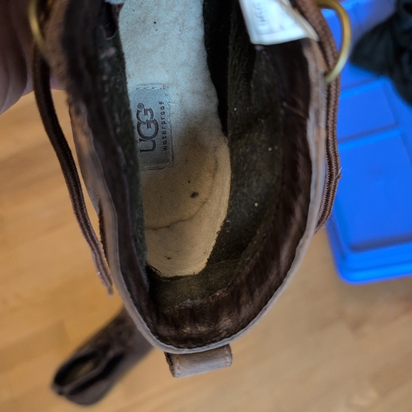 UGG Heather Women's Suede Leather Ankle Boots Size 7 - Picture 4 of 8